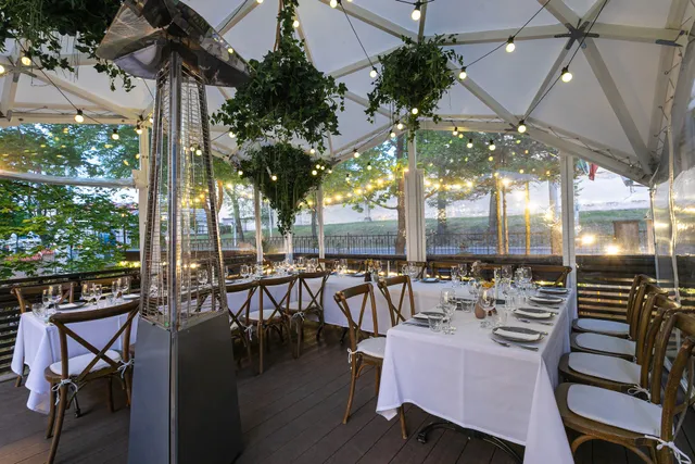 Bacchus, grilio namai