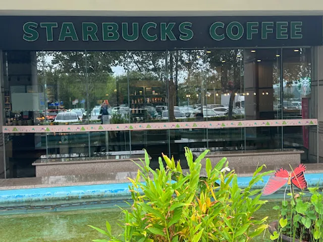 STARBUCKS Xihu Service Area Shop