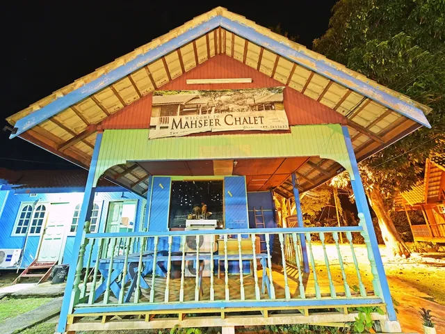 SPOT ON 90619 Mahseer Hostel