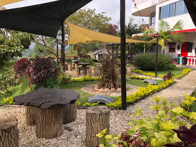 Hotel campestre y cerveceria Flor de la Canela