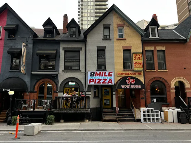 8Mile Detroit Style Pizza