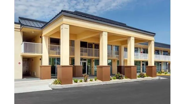 Quality Inn Saint Petersburg North-Tampa Bay