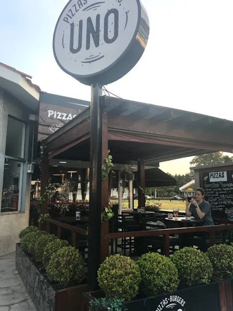 Uno Pizza & Burguer