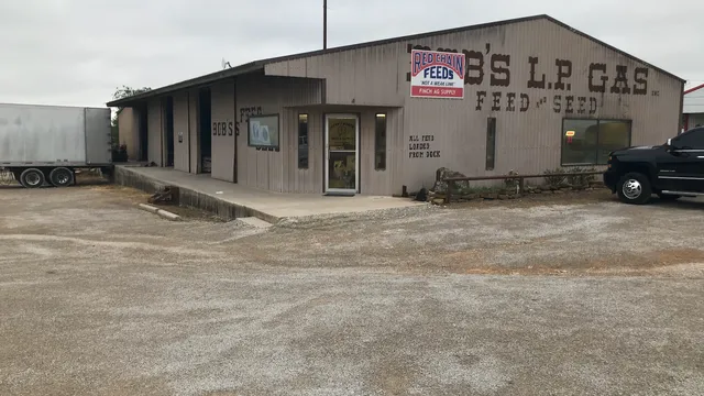 Lucky T Ranch Feed & Supply