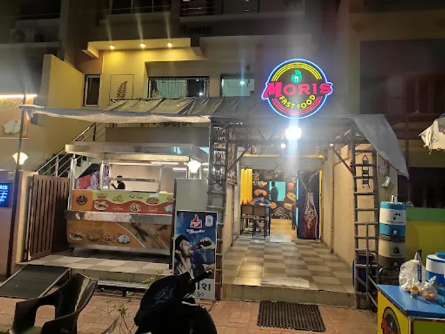 MORIS FAST FOOD