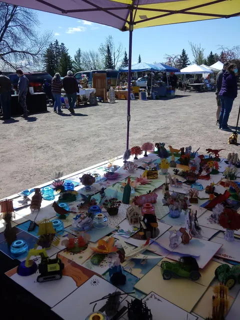 Little Canada Farmers Market (Seasonal till October)
