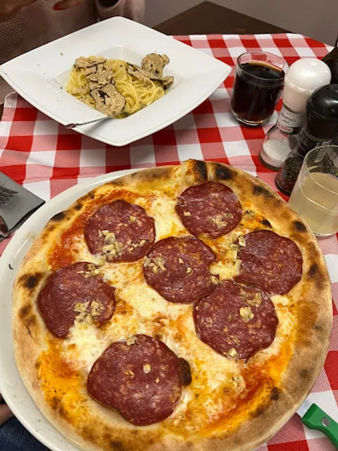 Trattoria Pizzeria Casa Nostra
