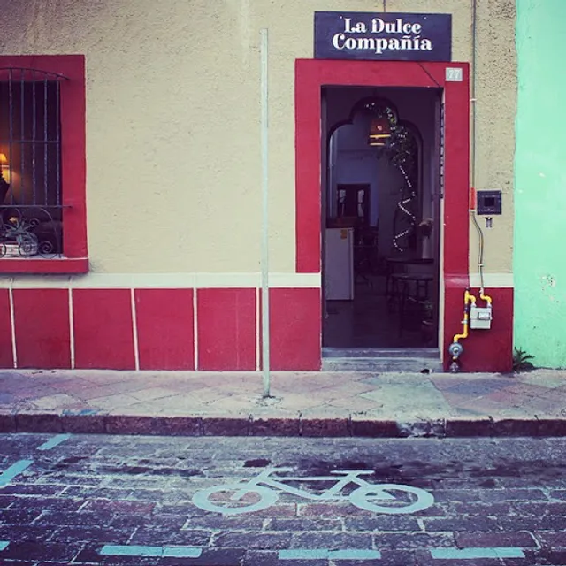 La Dulce Compañía