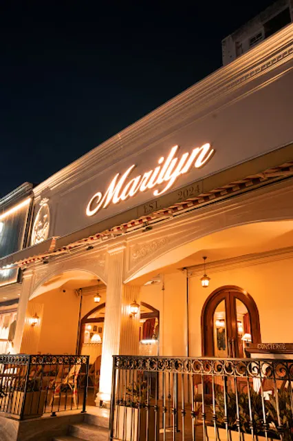 Marilyn - Cafe & Bar