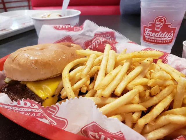Freddy's Frozen Custard & Steakburgers