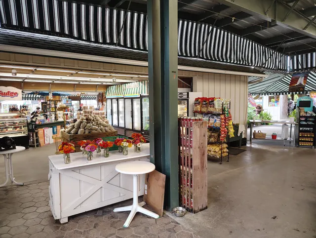 Grandy Farm Market