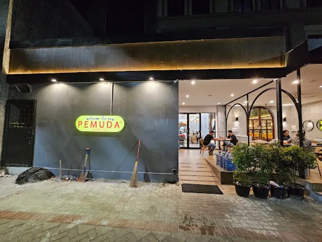 Ayam Goreng Pemuda - Sedayu City