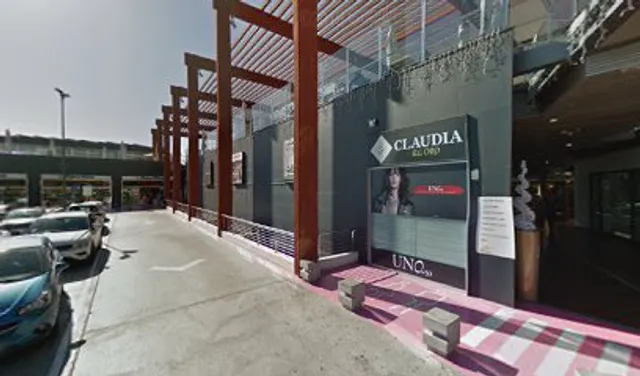 Av. Francisco Vega Monroy, 21