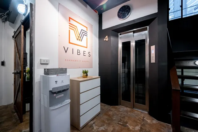 Vibes Hostel Bangkok