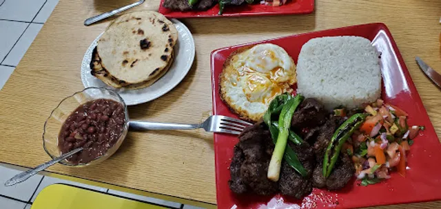 El Compadre Deli y Taqueria