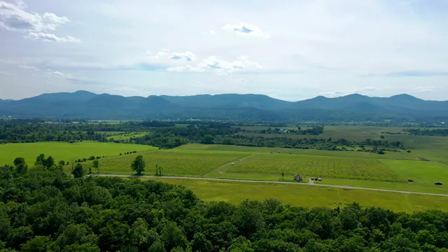 Rolling Hills Estate Winery