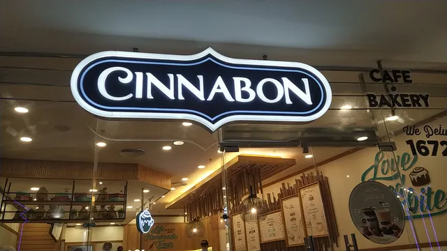 Cinnabon