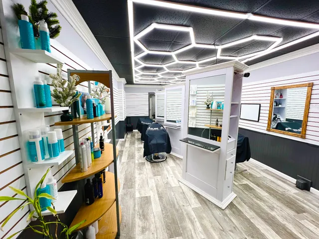 GLAM-UP Beauty Salon