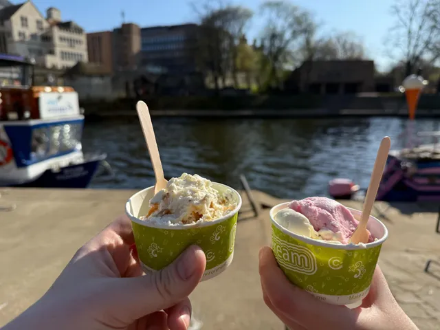 Full Moo Ice Cream Boat