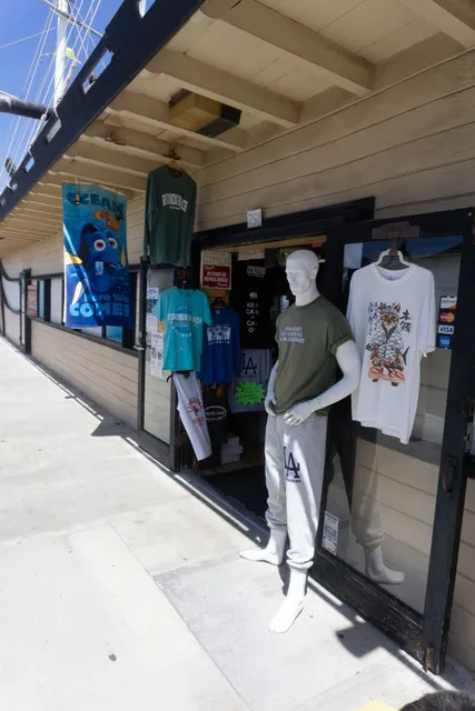 Pier Souvenir & Gifts