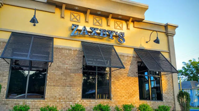 Zaxbys Chicken Fingers & Buffalo Wings