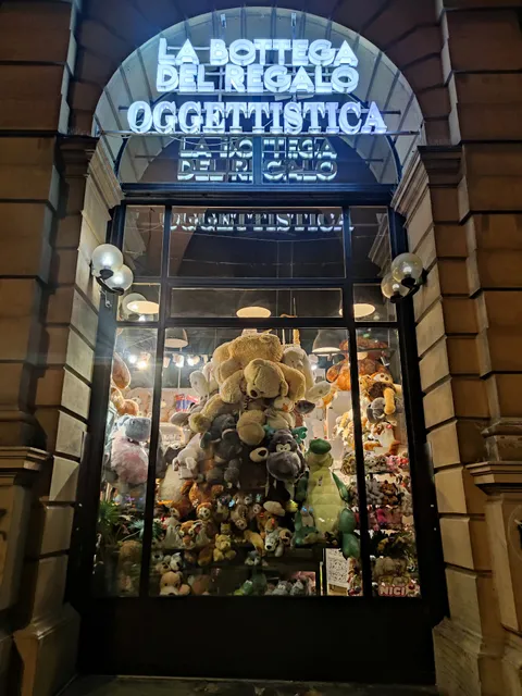La Bottega del Regalo - biggest souvenir store in Bologna