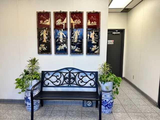 Pagoda Chinese & Thai & Restaurant