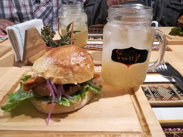 Yakuyay Paletas Peruanas y Café