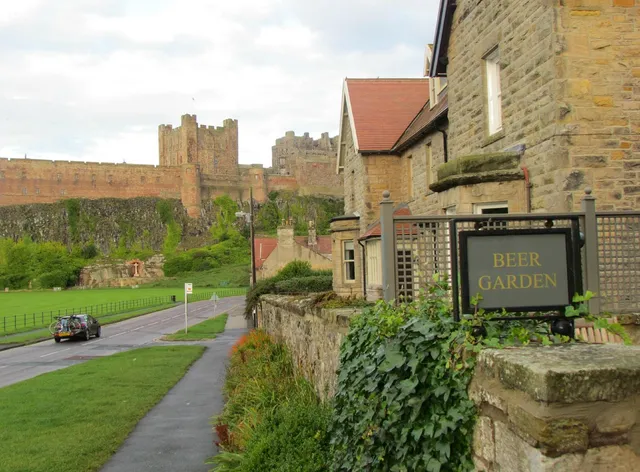 Hillcrest House Bed & Breakfast