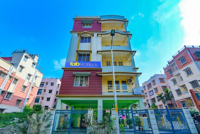 FabHotel Capital Casa - Hotel in Newtown, Kolkata