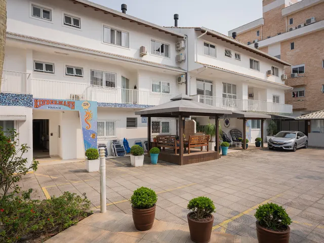 Pousada Kindermann | Apartamentos na praia de Jurerê, Florianópolis