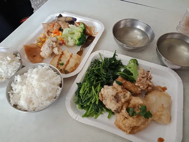 Liugen Sushi Cafeteria