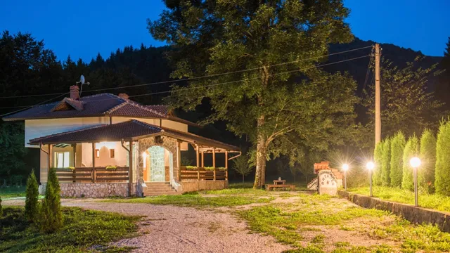 Cherna Reka Guest House