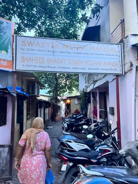 Royal Cabin Stay Mumbai