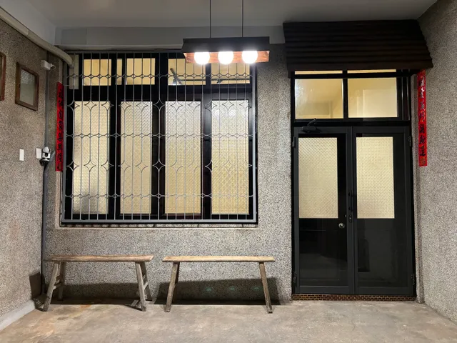 白袍斜老 WhiteCoatOldhouseB&B ｜老宅民宿