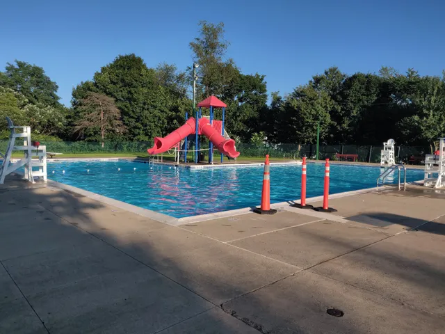 Mt Carmel Swimming Pool