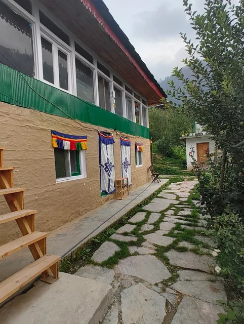 Seasons by Hostalgic