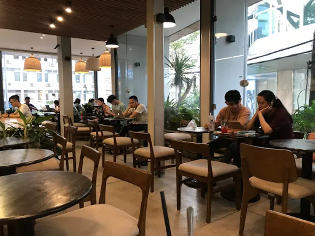 The coffee house Trần Hưng Đạo