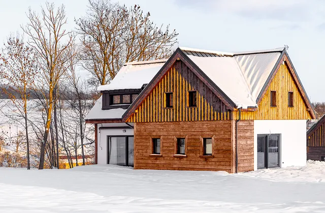 TAM KDE LIŠKY DÁVAJÍ DOBROU NOC