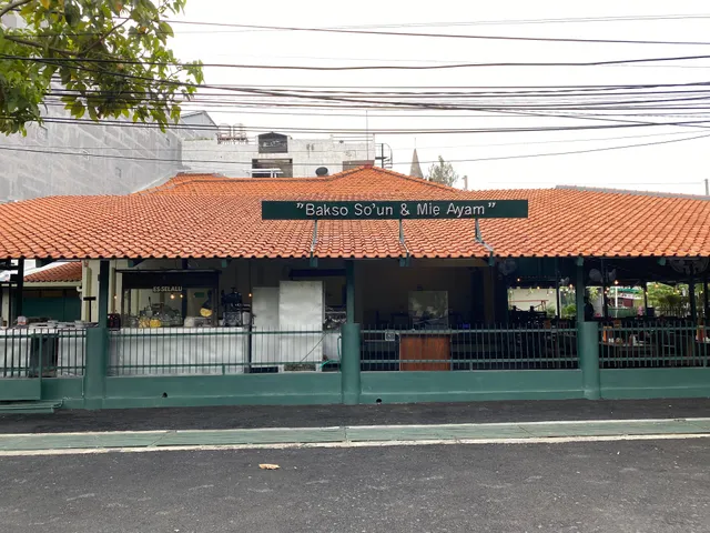 Bakso So'un dan Mie Ayam Mojopahit
