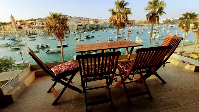 Aquamarine SeaFront Apartments