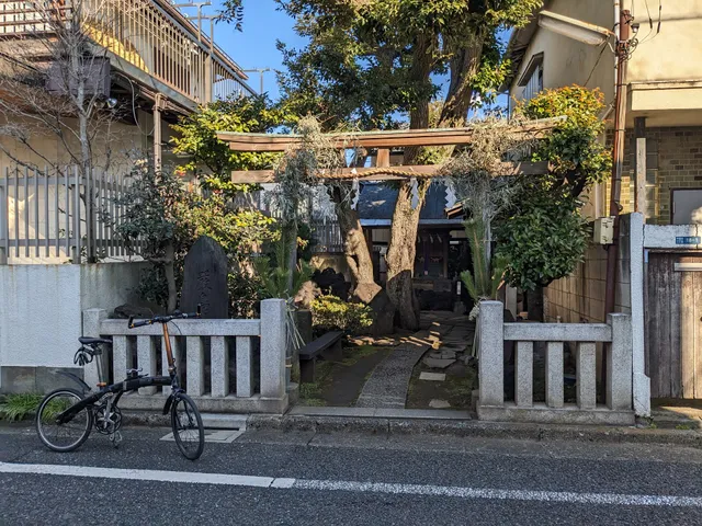 Nakaochiai Itsukushima Shrine