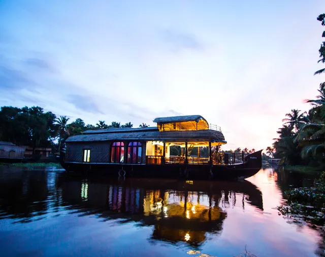 Rudra - Houseboats In Kumarakom
