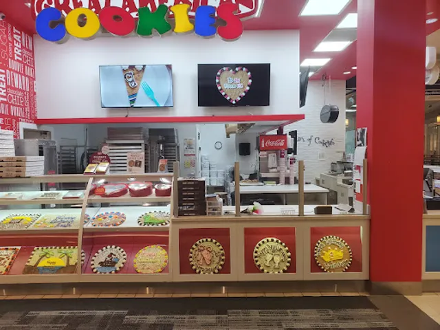 Great American cookie Upper level