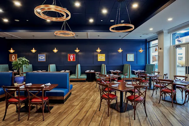 Legal Sea Foods - Hingham