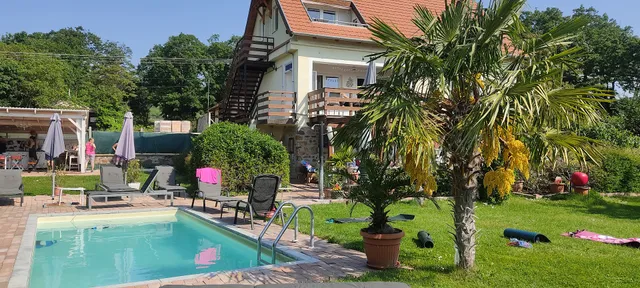 Fülöp Villa Apartmanház