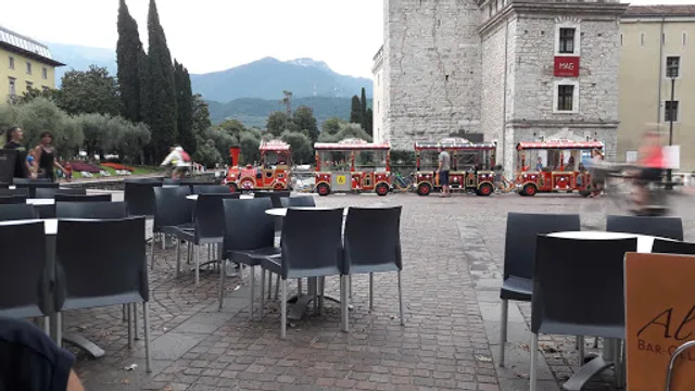 Bar Gelateria Al Lago