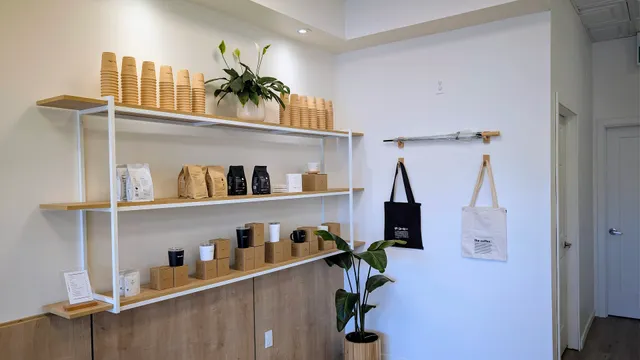 the coffee. ザ•コーヒー