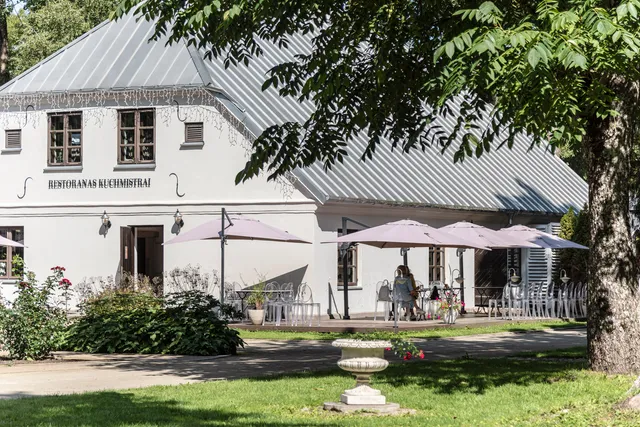 Zyplių Dvaro Oficina