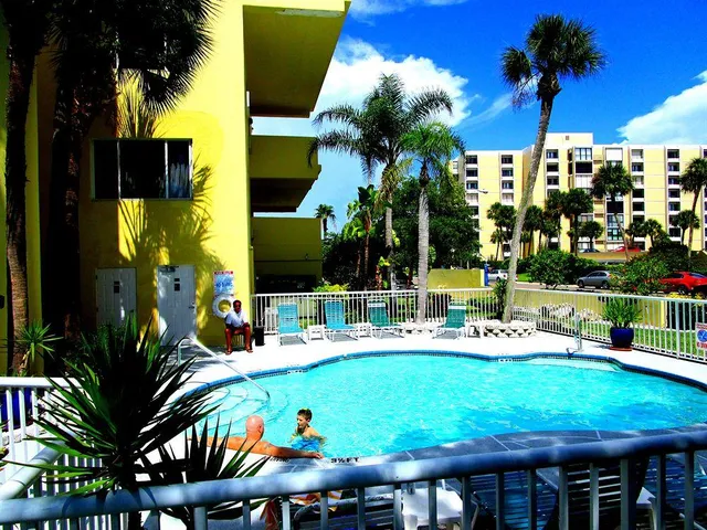 Chart House Suites on Clearwater Bay